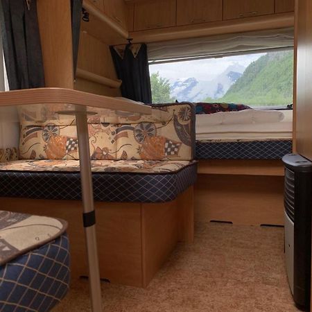 Revier Caravan-Ig Und Cool Hatzingen Exterior photo